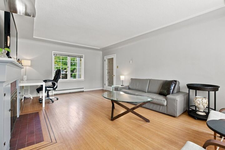 Property Photo:  5809 Granville Street  BC V6M 3C8 