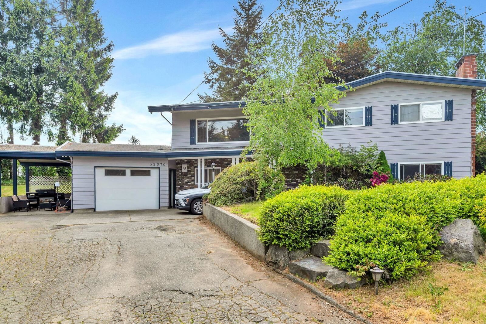 Property Photo:  32670 Avalon Crescent  BC V2T 3S6 