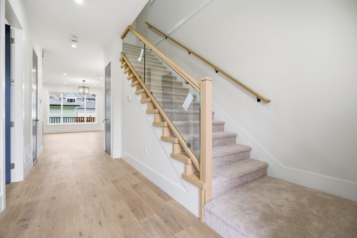 Property Photo: 17130 1 Avenue BC V3Z 9R2