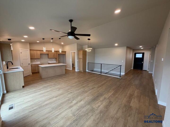 Property Photo: 1219 Pinnacle Ct SD 57701