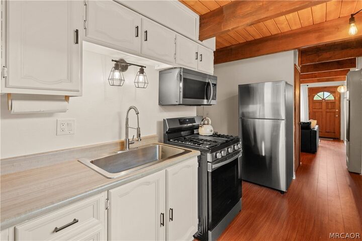 Property Photo: 759 Spruce Lane CA 92386