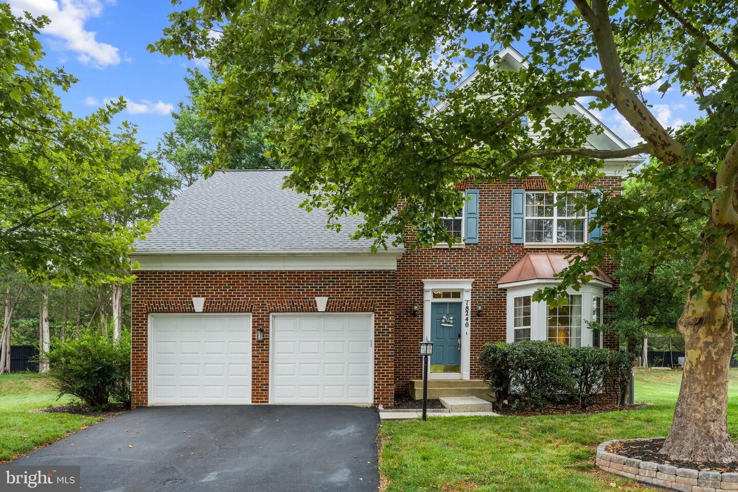 Property Photo:  18240 Oak Lake Court  VA 20176 