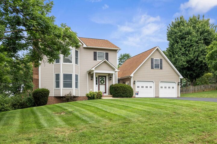 Property Photo: 36 Pambrook Dr VA 22939