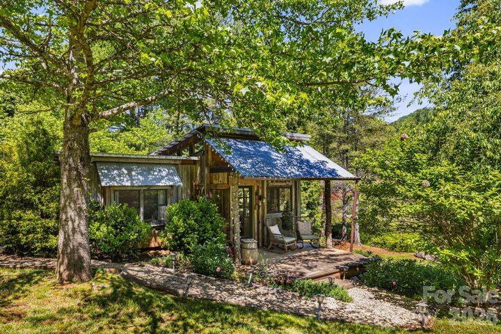 Property Photo:  107  111 Hougie Heaven Lane  NC 28734 