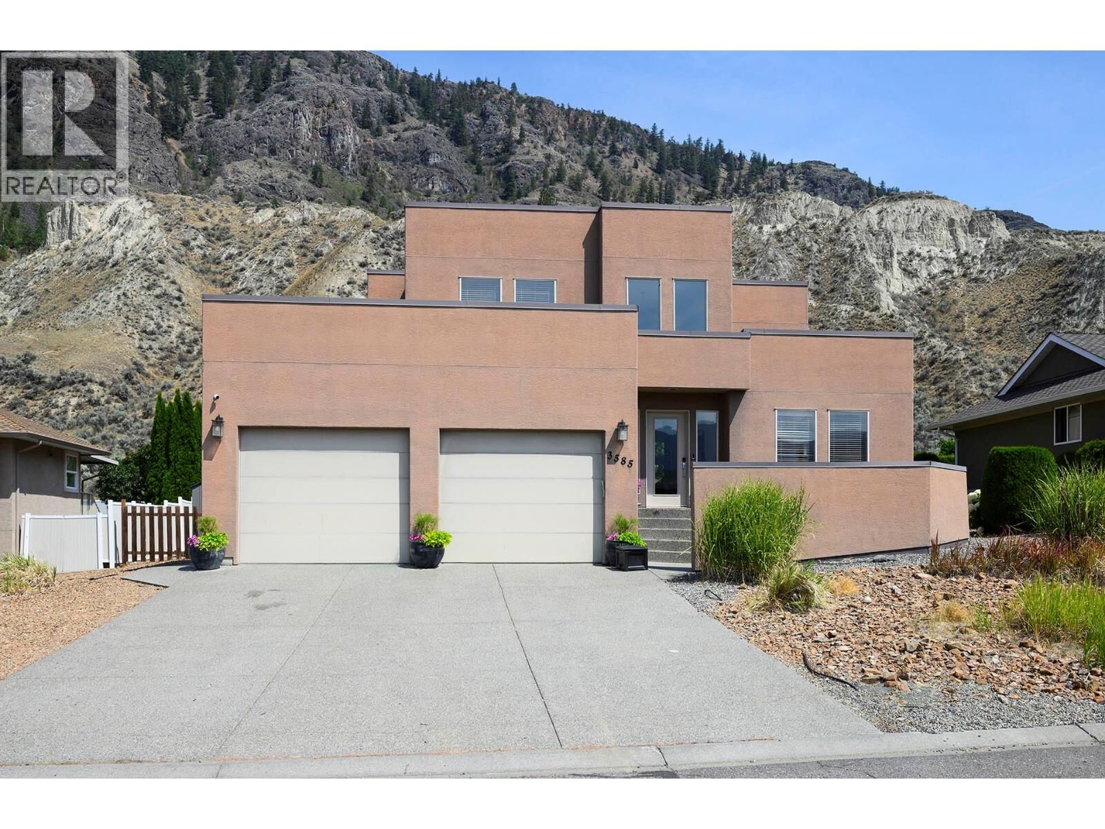 Property Photo: 3585 Navatanee Drive BC V2H 1S1