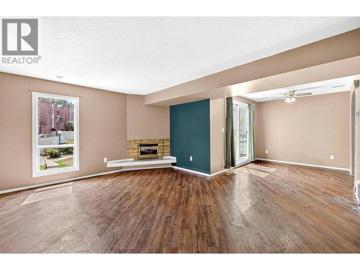 1435 Summit Drive 41 — photo 1