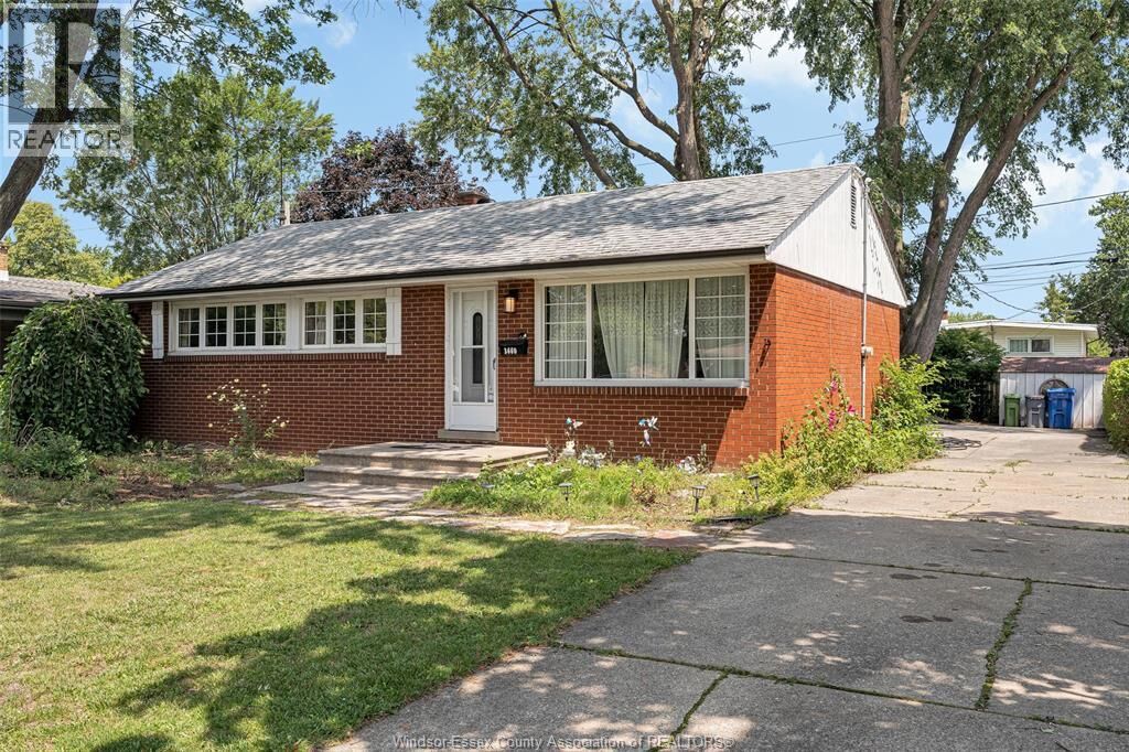 Property Photo:  3660 Roxborough  ON N9E 3A2 