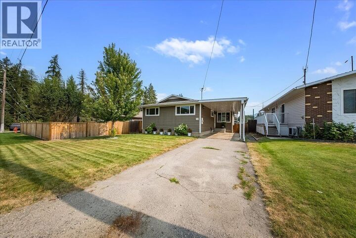 Property Photo:  70 Walnut Avenue  BC V0G 1L0 