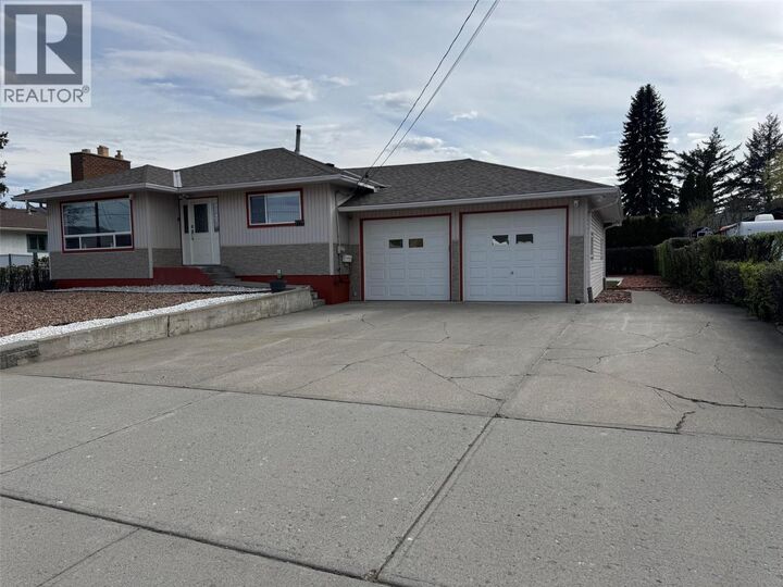 2176 Merritt Avenue — photo 1