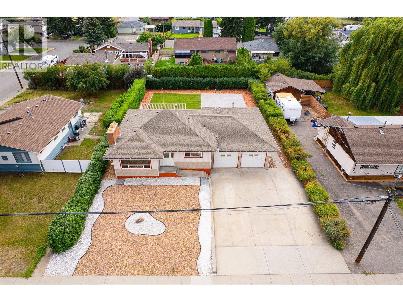 Photo de la propriété:  2176 Merritt Avenue  BC V1K 1B8 