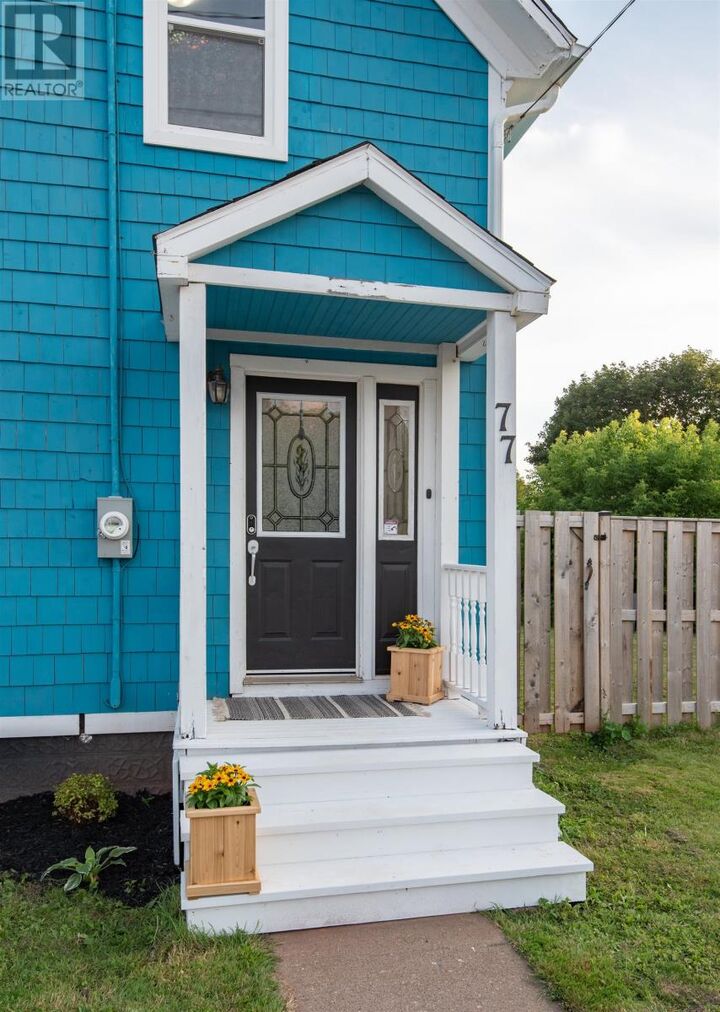 Property Photo:  77 Spring Park Road  PE C1A 3Y3 