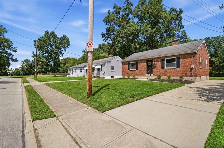 Property Photo:  6926 Kleindale Avenue  OH 45231 