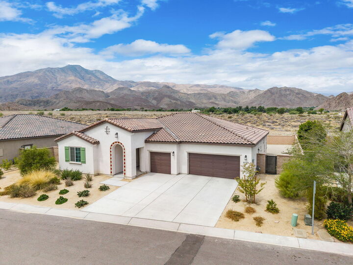 Property Photo:  80275 Vera Cruz Court  CA 92253 