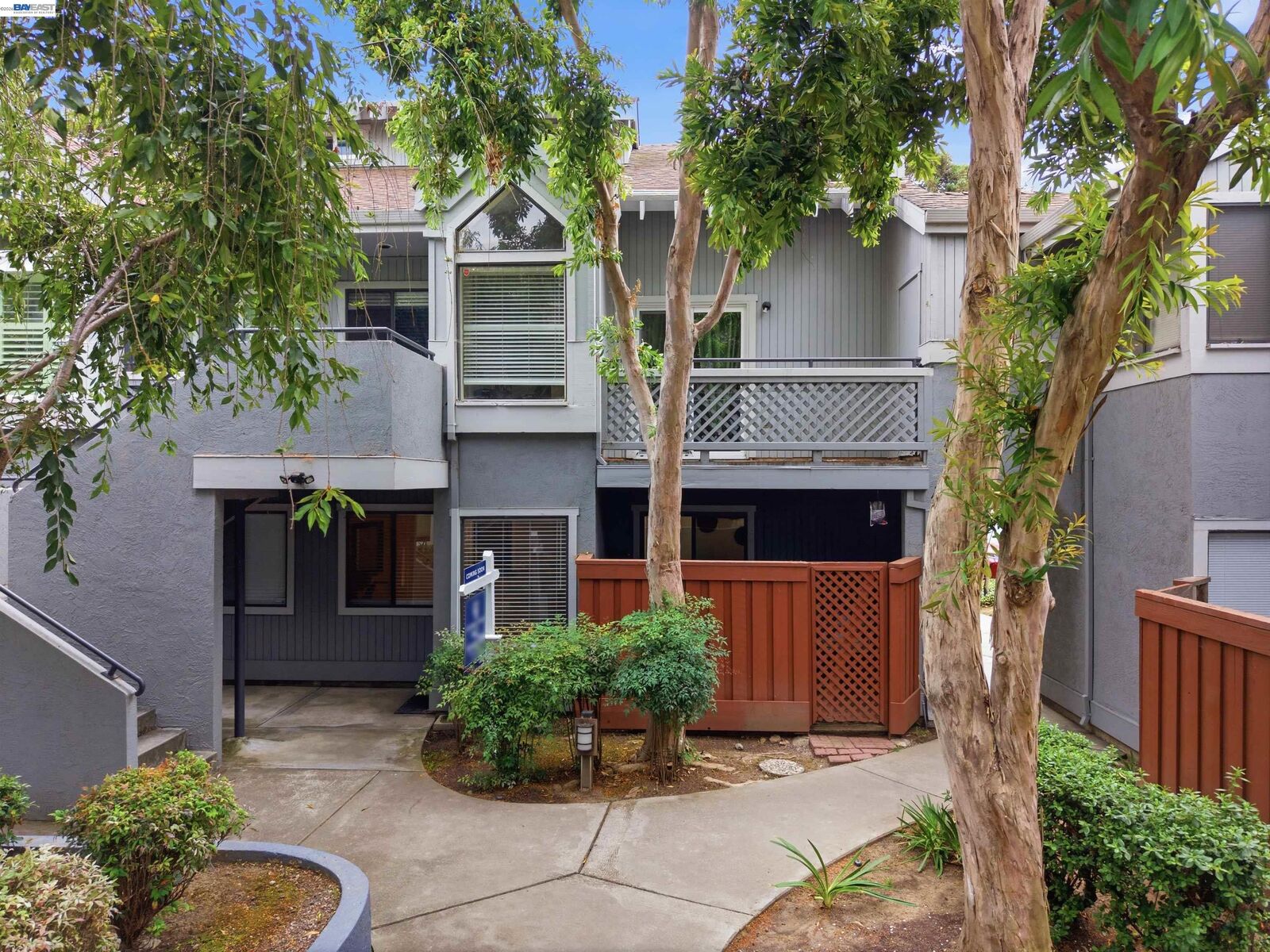 Property Photo: 4664 Devonshire Cmn CA 94536