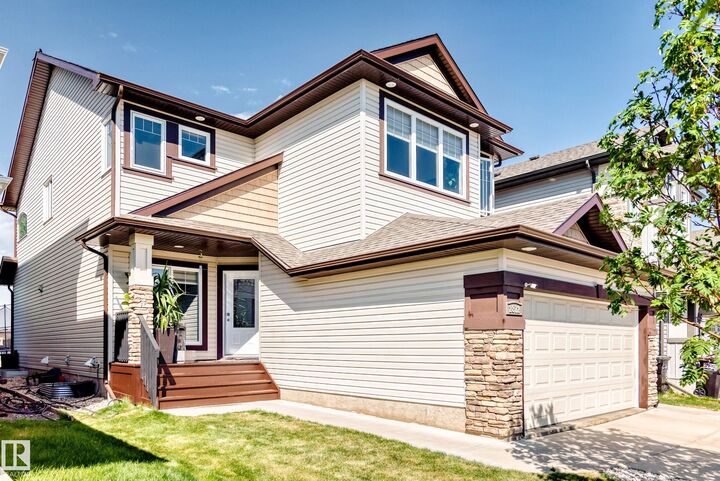 Property Photo:  2812 12 Street NW  AB T6T 0V8 