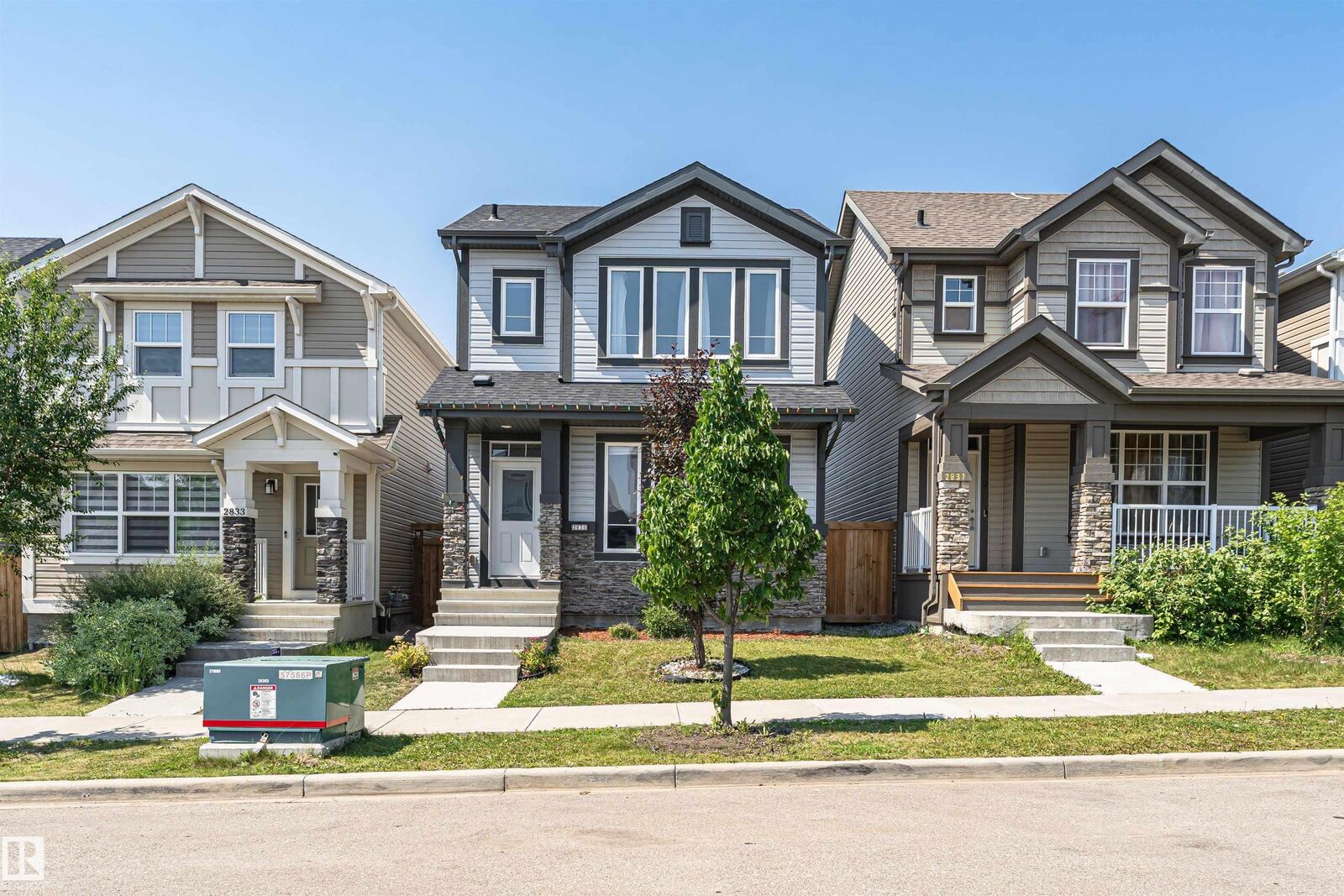 Property Photo:  2835 Anton Wynd SW  AB T6M 0K4 
