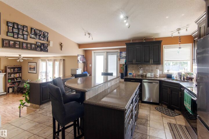 Property Photo:  4126 40 Avenue  AB T9N 1S4 