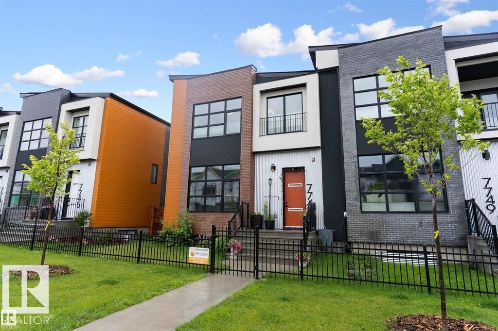 Property Photo:  7747 Yorke Mews NW  AB T5G 2R6 