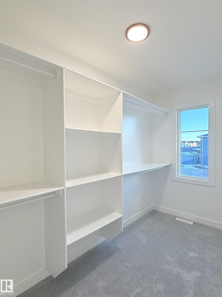 Property Photo:  3150 Magpie Way NW  AB T5S 0K8 
