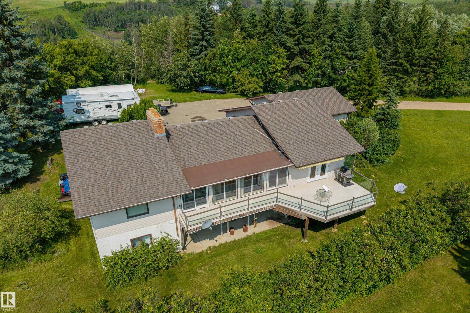 Property Photo: 24119 Twp Road 554 19 AB T8T 1X7