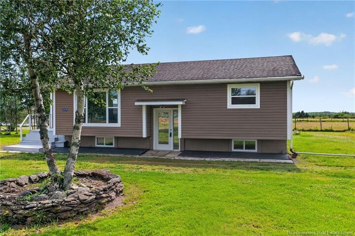Property Photo:  209 Chemin Des Dallaire  NB E4S 1S2 