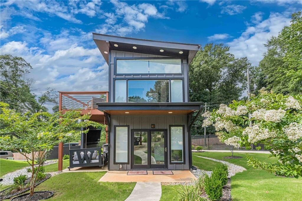 Property Photo:  3120 Godby Road  GA 30349 