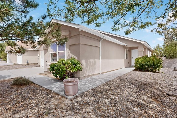 Property Photo:  6001 Murcia Avenue NW  NM 87114 