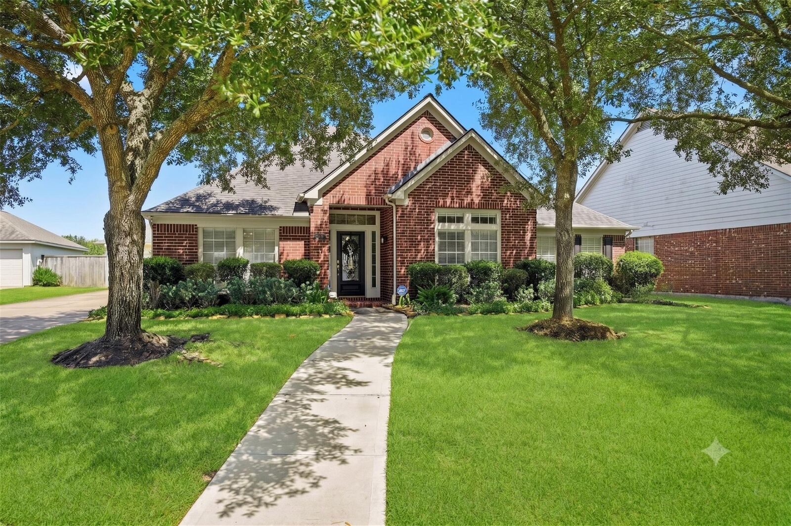 Property Photo: 2014 Verdant Valley TX 77479