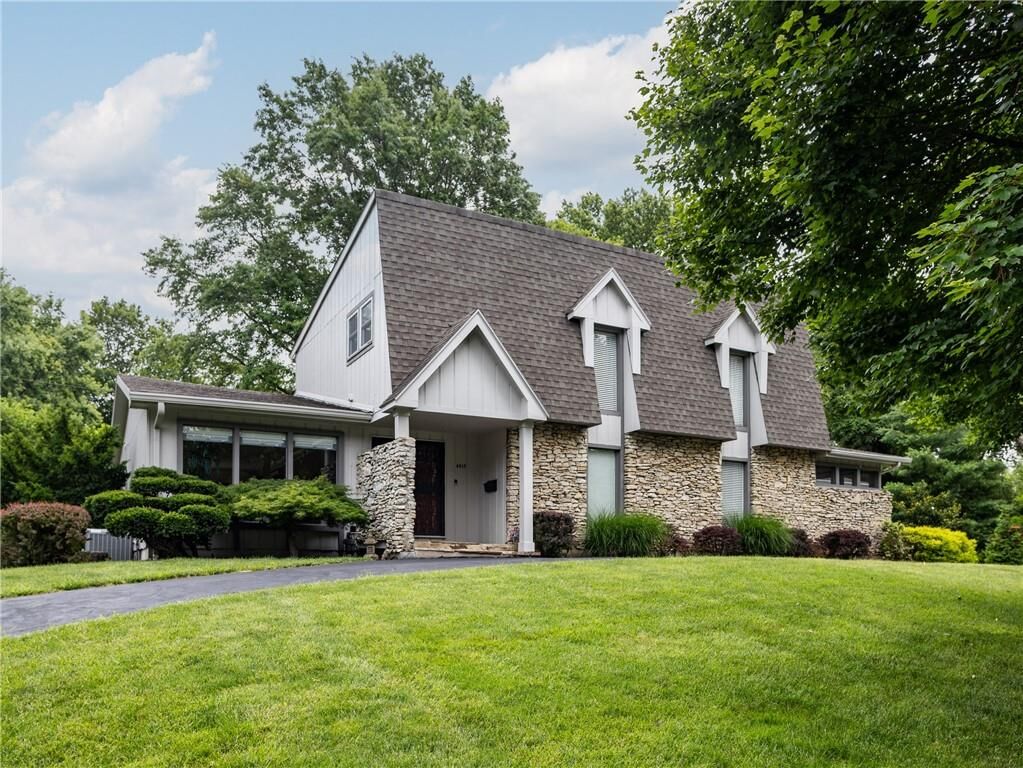 Property Photo:  4915 N Kansas Avenue  MO 64119 