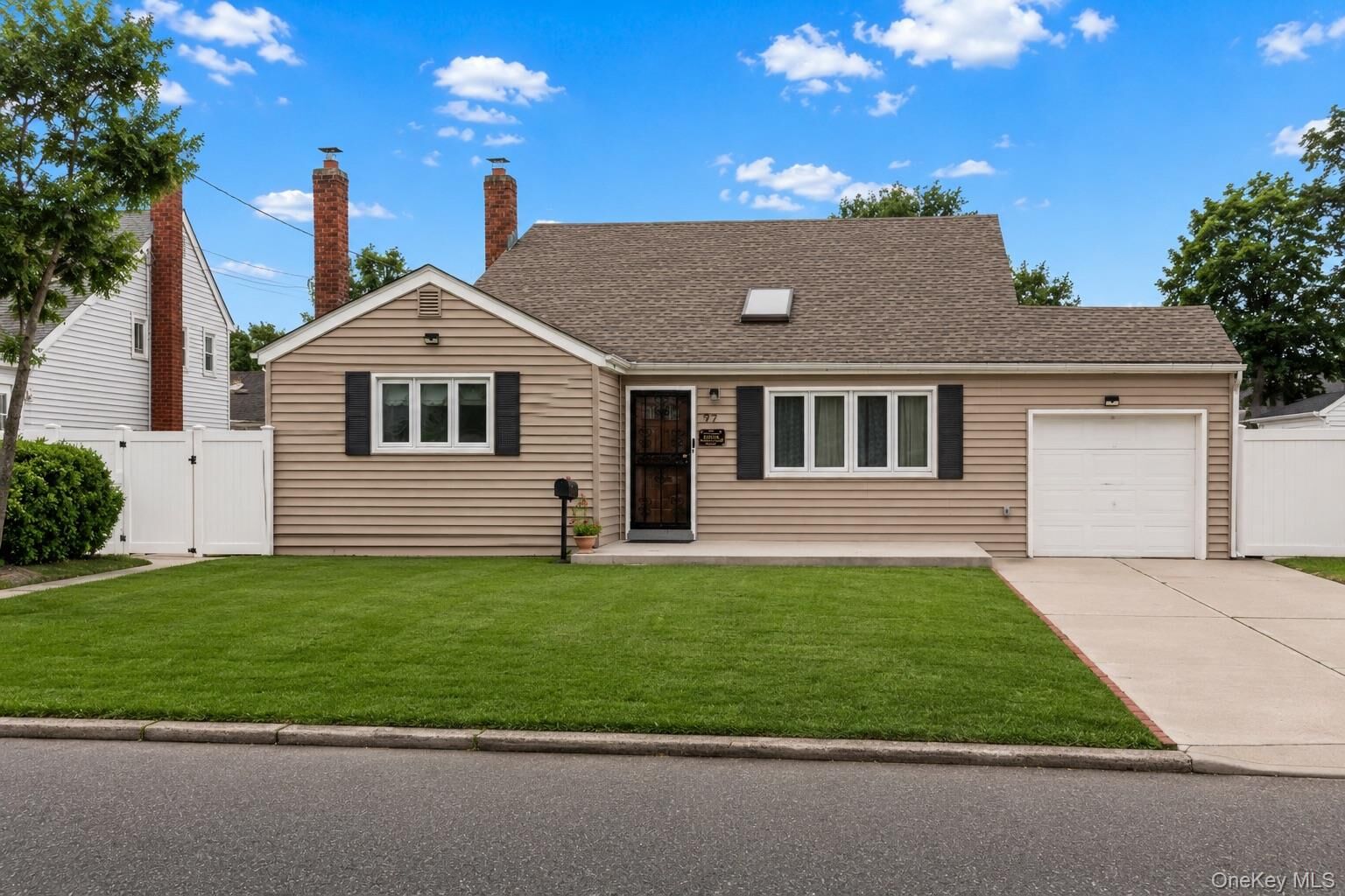 Property Photo:  92 W 21st Street  NY 11729 