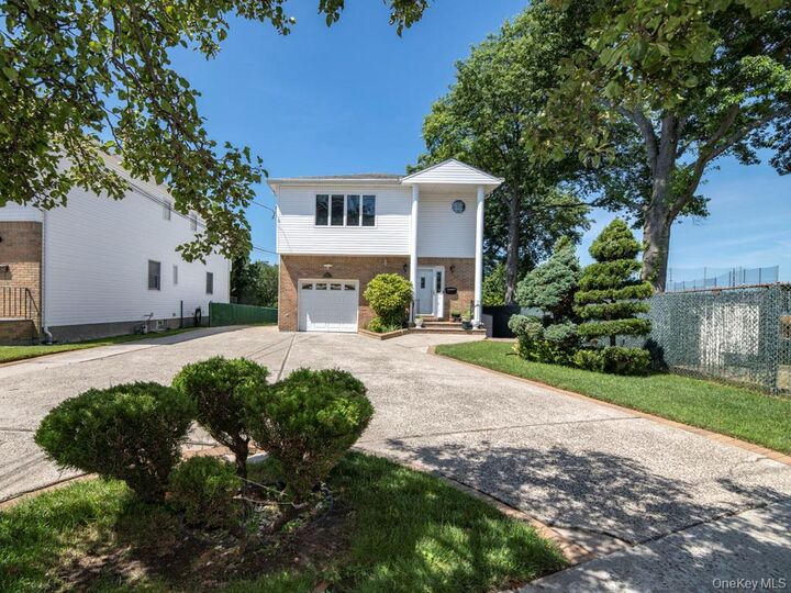 Property Photo:  269 Marcus Avenue  NY 11040 