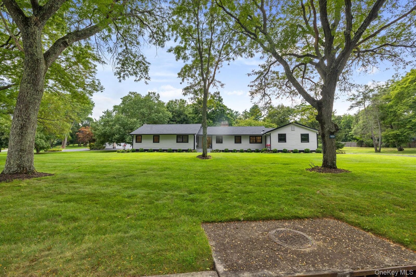 Property Photo: 19 Michaels Lane NY 11545
