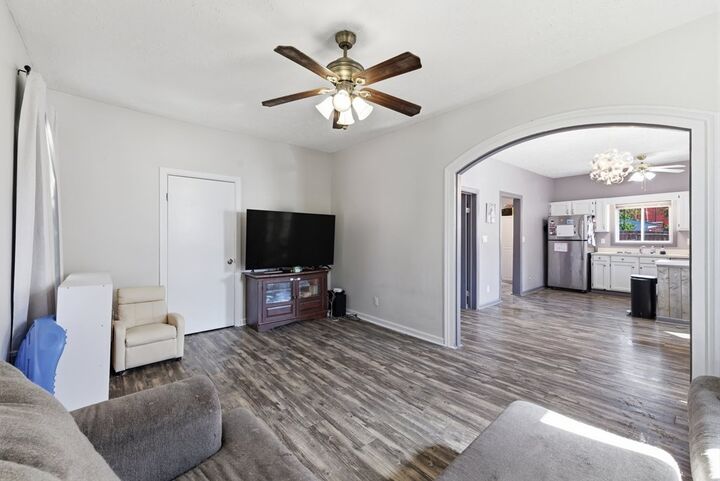 Property Photo:  414 Sandusky St  OH 44805 