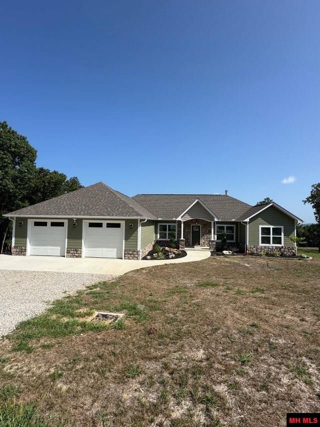 Property Photo: 331 Mayblossom Place AR 72653