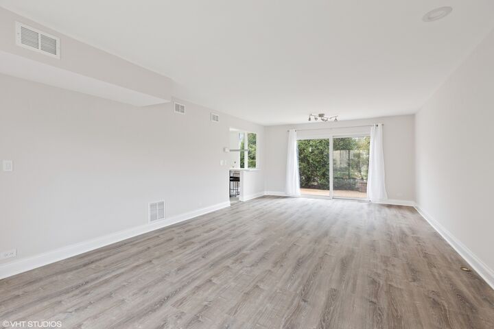 Property Photo: 158 Green Bay Road IL 60022