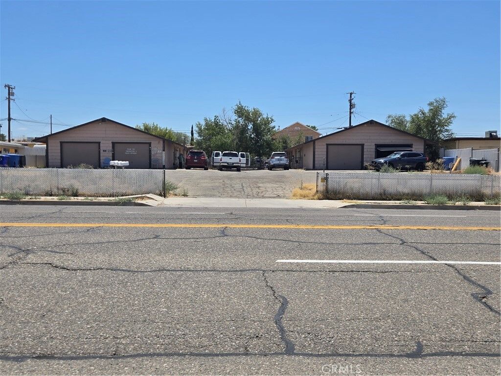 Property Photo:  25539 W Main  CA 92311 