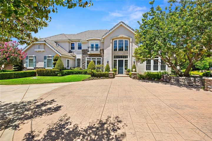 Property Photo: 45165 Oak Manor Ct CA 92590