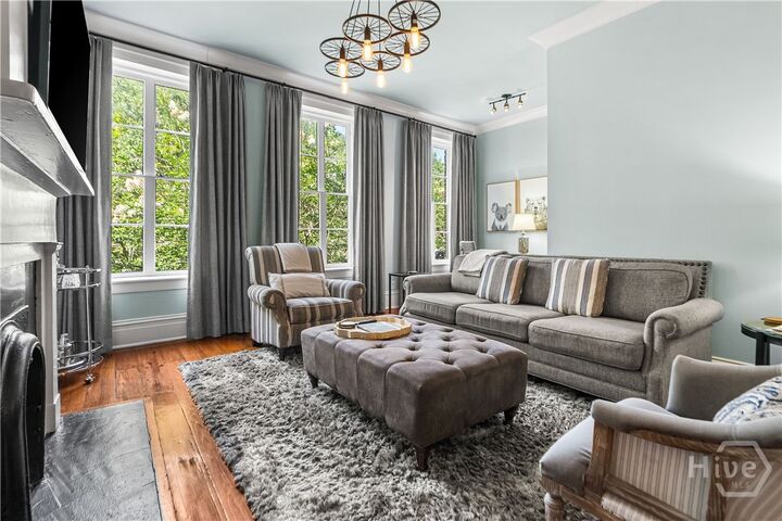 Property Photo:  125 W Gordon Street  GA 31401 