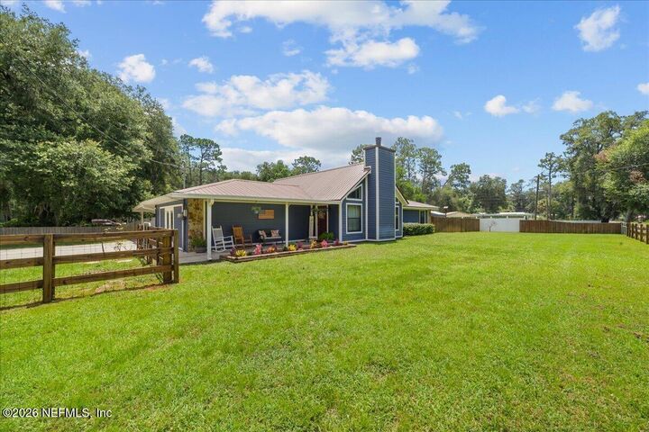 Property Photo:  101 Lisa Lane  FL 32177 
