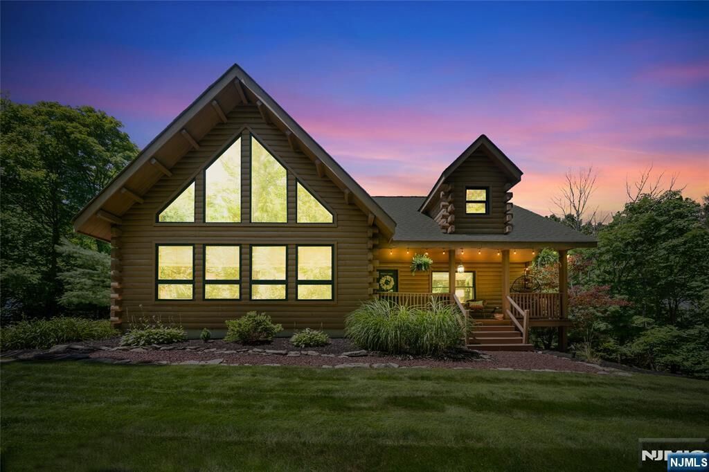 Property Photo:  44 Morgan Drive  NJ 07461 