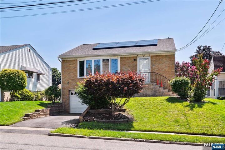 Property Photo:  375 Washington Avenue  NJ 07070 