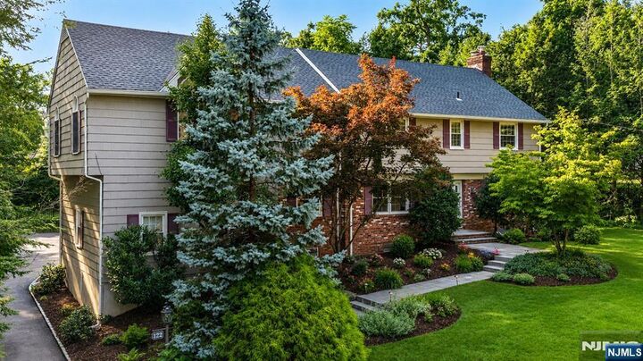 Property Photo: 122 Crest Road NJ 07450