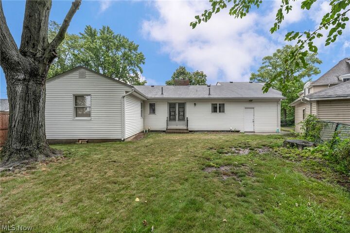 Property Photo: 1030 Hillsdale Avenue OH 44052