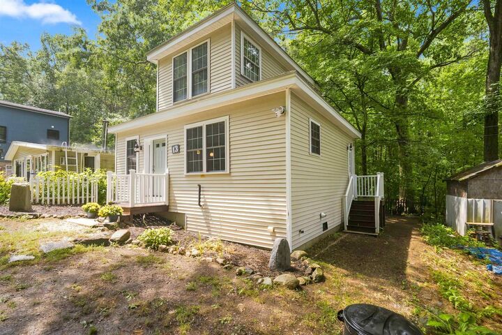 Property Photo: 13 Charlestown Place NH 03038