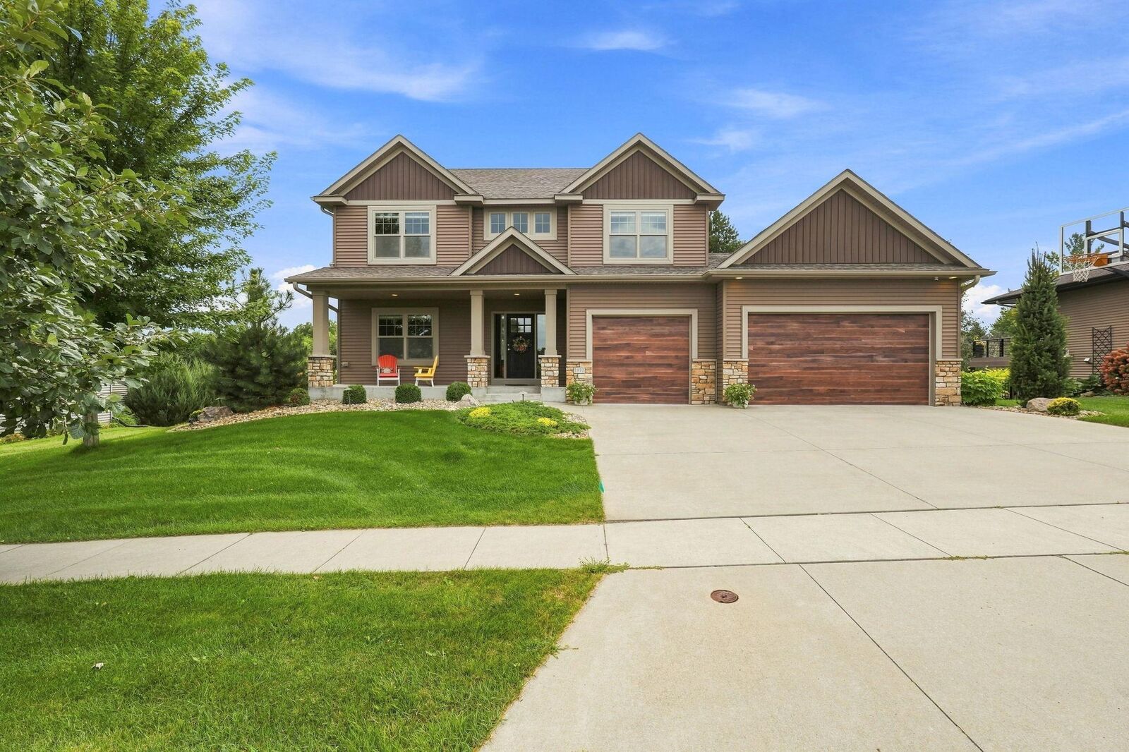 Property Photo:  1993 Kerry Drive NE  MN 55906 