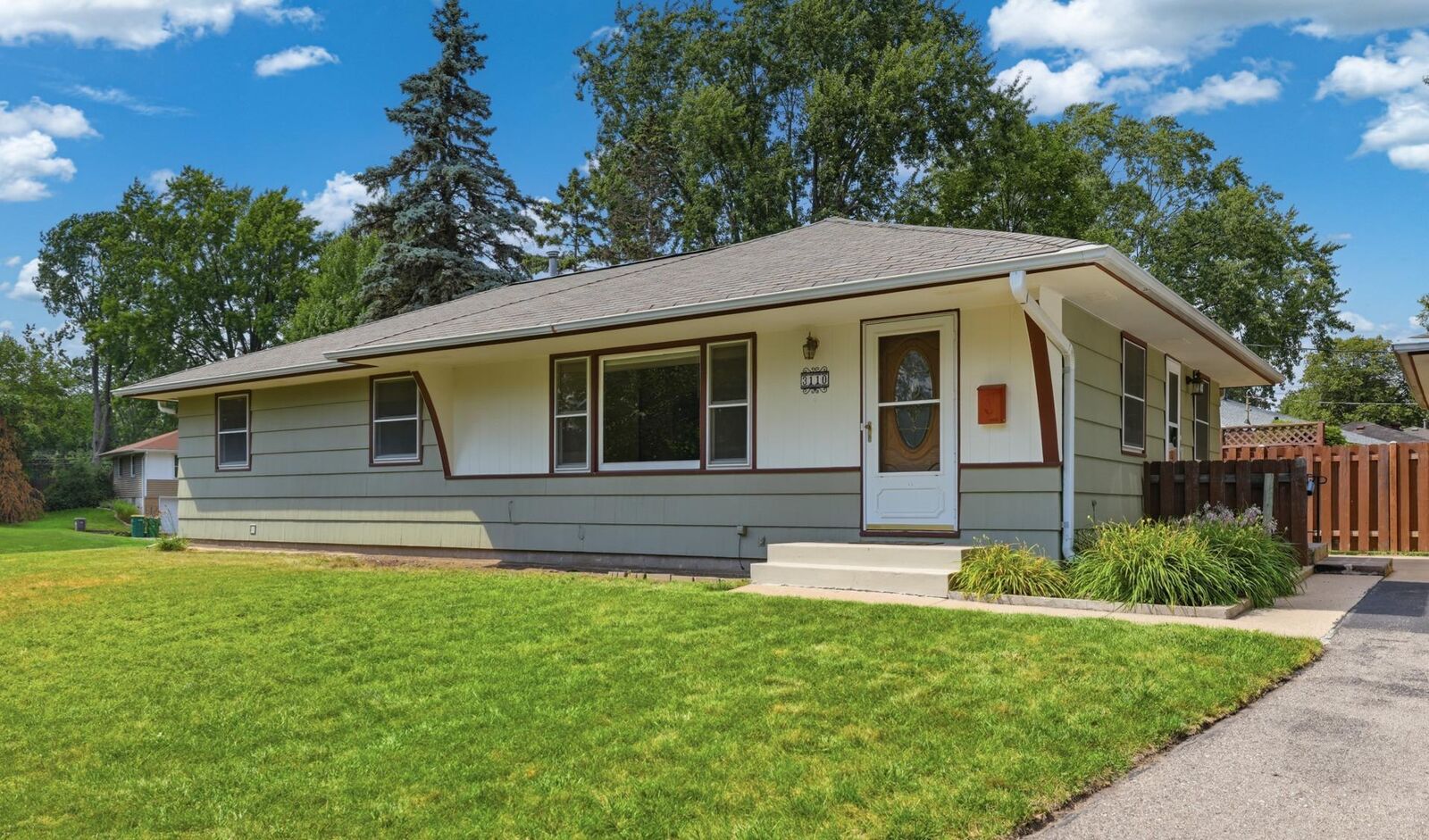 Property Photo:  3110 W 82nd Street  MN 55431 