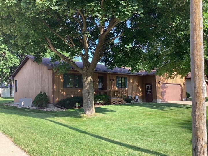 Property Photo: 1601 Cheryl Avenue MN 56007