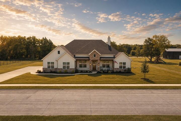 Photo de la propriété:  3759 Evergreen Lane  TX 75135 
