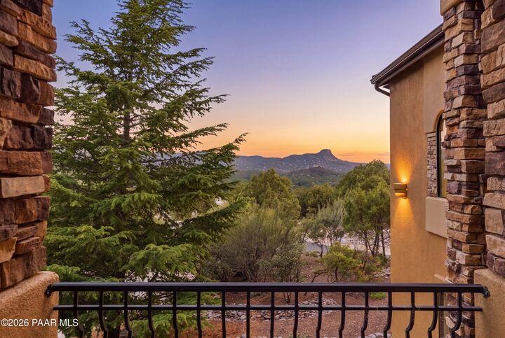 Property Photo:  803 Scenic Pointe  AZ 86303 