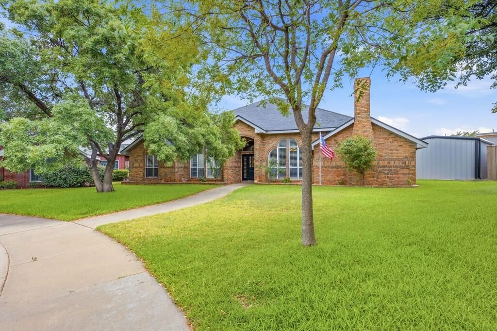 Property Photo: 4125 Fox Hollow Court TX 79707
